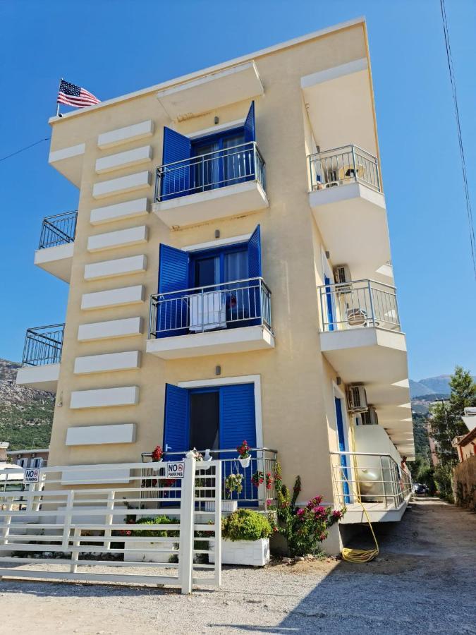 Hotel Blue Horizon à Himarë Extérieur photo