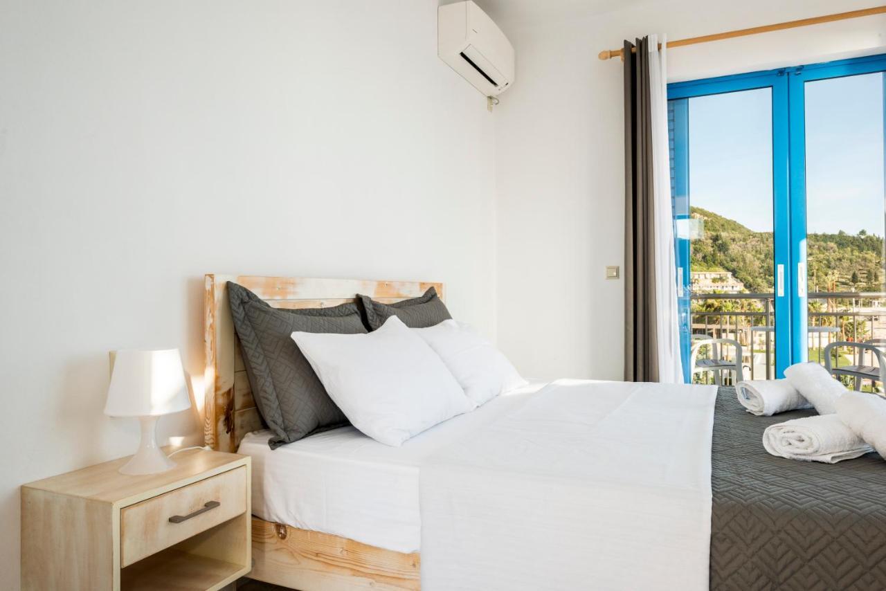 Hotel Blue Horizon à Himarë Extérieur photo